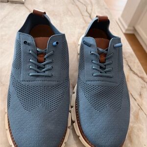 Men's Blue Lace-Up Shoes